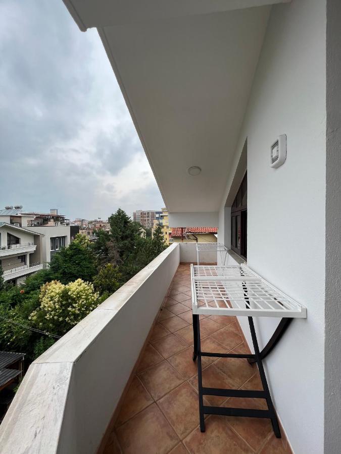 Villa Sokoli, Enjoy Sunset At This Spacious Apartment 地拉那 外观 照片