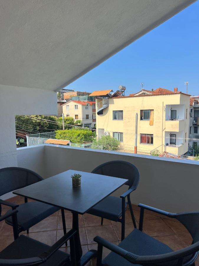 Villa Sokoli, Enjoy Sunset At This Spacious Apartment 地拉那 外观 照片